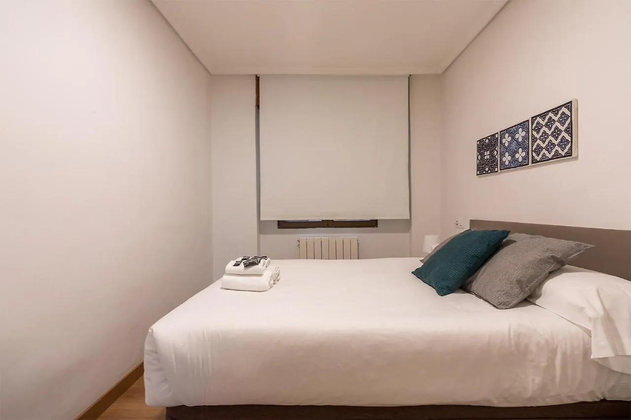 Olabe Apartment By People Rentals Bilbao 0*,